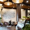 บรรยากาศร้านเข้มข้น พาหุรัด ชั้นล่าง