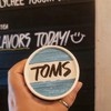Toms