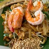 ผัดไทกุ้งสด