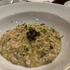 Mushroom Risotto เมล็ดข้าวสั้นมีความ adante ไม่ถึงกับว้าว แต่ก็ไม่มีอะไรผิดพลาด