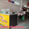เคาน์เตอร์ปรุงอาหารด้านหน้าร้าน