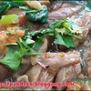 ขาหมูฉ่ำ ๆ น้ำราดเข้มถึงรสทั้งเค็มและหวาน