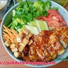 Chicken Teriyaki Salad 125 บาท รสชาติดี ปริมาณพอสมควร
