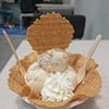 Meringue Cheesecake / Sea-Salt Caramel Macadamia / ขนมเปี๊ยะไข่เค็ม