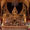 พระประธานภายในโบสถ์