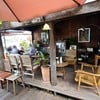 ในร้านจ๊ะ