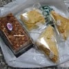ขนมใส่ห่ออย่างดี เสียดายซื้อมาน้อยไปหน่อย