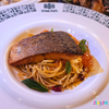 รสจัดจ้านของพริกแห้ง 🌶️ ที่เข้ากับเนื้อปลาแซลมอนย่างได้อย่างลงตัว 🐟🔥