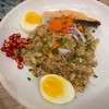 ข้าวผัดแซลมอล