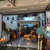 ภายในร้านมีที่นั่ง