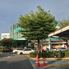 หน้าร้านอยู่หน้าทางเข้าเลย