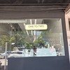 ร้านอยู่ติดกันกับร้านก๋วยเตี๋ยว