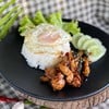 รูปร้าน ราดหน้ายอดผักสามแยกพระประแดง(เจ้าเก่า)
