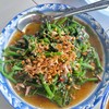แม้วผัดกะปิ