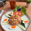 ข้าวผัดน้ำพริกกากหมู