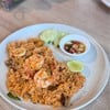 ข้าวผัดต้มยำ รสชาติดีค่ะ อร่อย แต่พริกน้ำปลา เค็มแบบน้ำปลาเลยค่ะ 