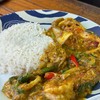 เมนู ทะเลผัดผงกระหรี่ราดข้าว 70 บาท