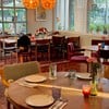 ร้าน All Day Dining สุดชิคย่านพร้อมพงษ์ ในบรรยากาศอบอุ่นโฮมมีโซน indoor 