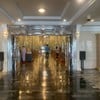 บรรยากาศภายในวิหารแก้ว
