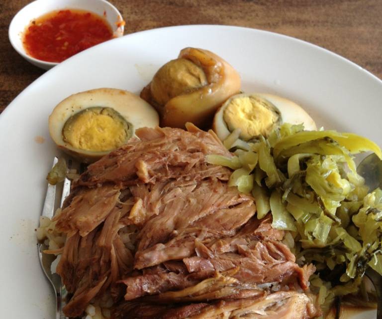 เย็นตาโฟเครื่องทรง โดย อ.มัลลิการ์ ปตท. บางปะอิน เย็นตาโฟเครื่องทรง โดย อ.มัลลิการ์ ปตท. บางปะอิน