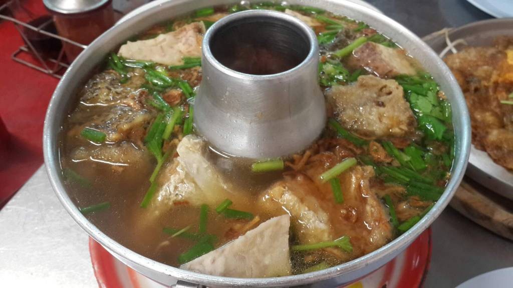 ข้าวต้มปลา หัวปลาหม้อไฟมหาลาภ ข้าวต้มปลา หัวปลาหม้อไฟมหาลาภ