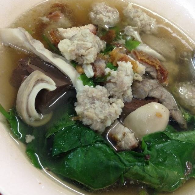 ราชาบะหมี่เกี้ยว สุราษฎร์ธานี
