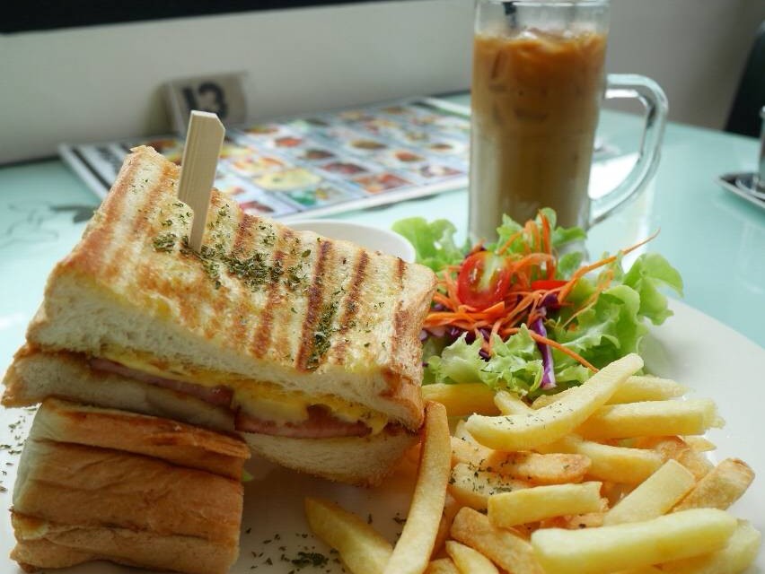 Phuket Tea Station
