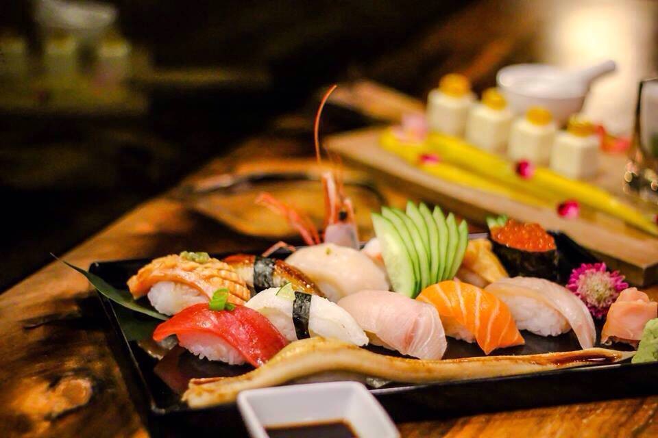 Mix Restaurant & Bar นิมมานเหมินท์ ซอย 1 Mix Restaurant & Bar นิมมานเหมินท์ ซอย 1