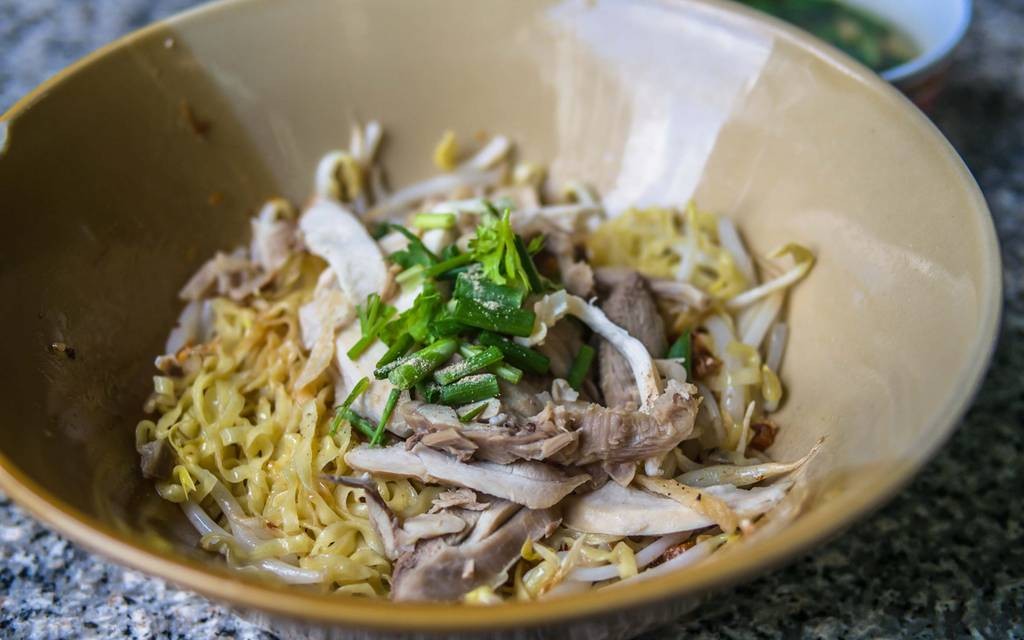 ก๋วยเตี๋ยวไก่ติงลี่