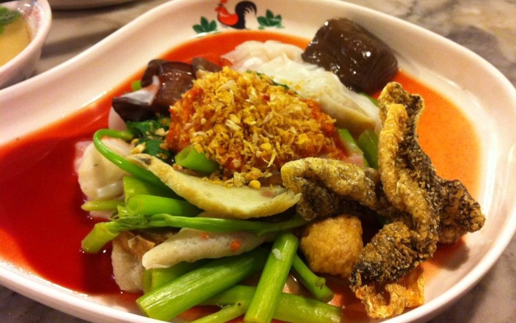 เย็นตาโฟเครื่องทรง โดย อ.มัลลิการ์ สาขาซีคอนสแควร์ ศรีนครินทร์