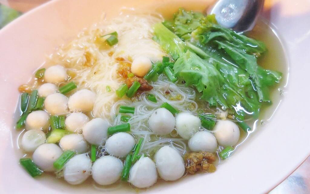 อ๋องทิพย์รส (อ๋องช้างเผือกลูกชิ้นหัวนม)