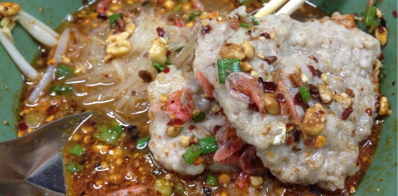 เปลว นครปฐม ก๋วยเตี๋ยวต้มยำโบราณ สาขา 2 ห้วยขวาง เปลว นครปฐม ก๋วยเตี๋ยวต้มยำโบราณ สาขา 2 ห้วยขวาง