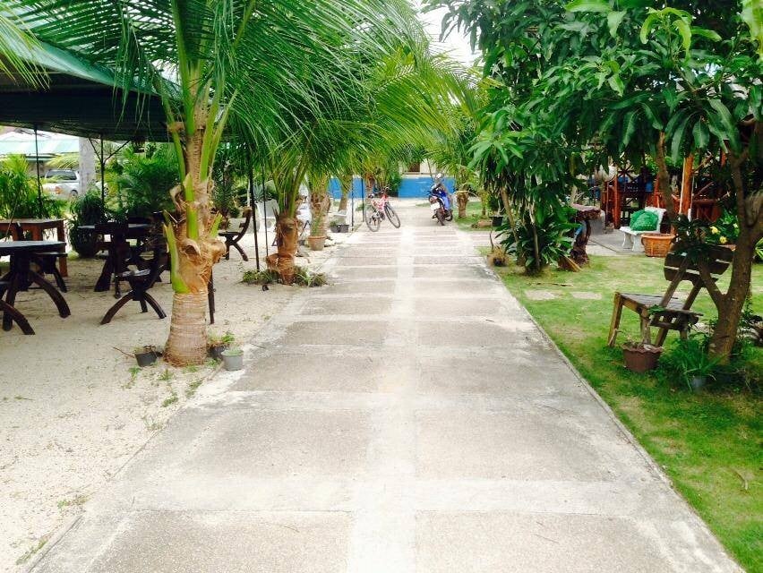 Melayu Samui Seafood & Resort เกาะสมุย