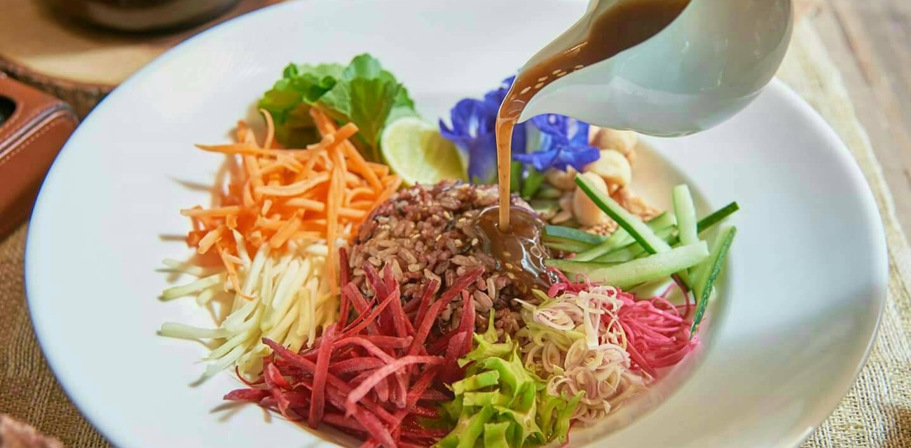 ต้นกล้า ฟ้าใส (Tonklar Facai)