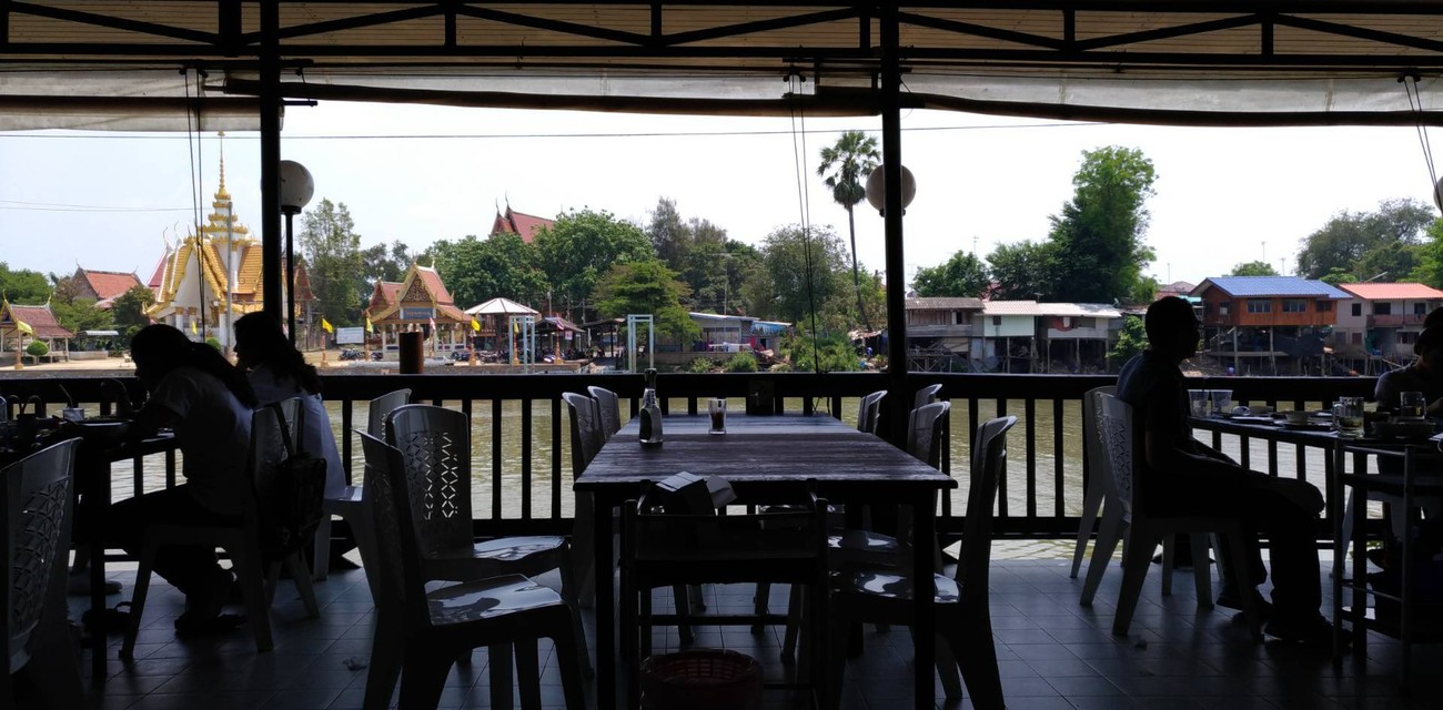 สวนอาหารไทรทองริเวอร์