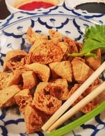 ฟรี !!!!เต้าหู้กรอบ 1 จาน เมื่อกดไลค์กดแชร์เพจห่อหมกพุดดิ้งหรือแอด Linehttps://lin.ee/39mA2oi