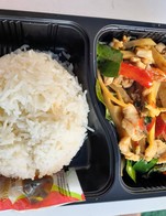 ผัดหน่อไม้สดเนื้อไก่