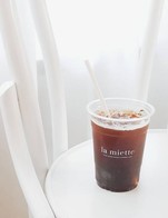 โปรโมชั่น ใช้ 50 คะแนนแลก เครื่องดื่มฟรี 1 แก้ว* แถม Cocoa | โกโก้เย็น, Honey Lemon black tea | ฮันนี่เลมอนแบล็คที, Thai milk tea | ชานมเย็น, Caffe latte | ลาเต้เย็น, Iced Americano | อเมริกาโน่เย็น, Honey w/ grass jelly | น้ำผึ้งเฉาก๊วยไต้หวัน เมื่อสั่งเมนู Cocoa | โกโก้เย็น, Honey Lemon black tea | ฮันนี่เลมอนแบล็คที, Thai milk tea | ชานมเย็น, Caffe latte | ลาเต้เย็น, Iced Americano | อเมริกาโน่เย็น, Honey w/ grass jelly | น้ำผึ้งเฉาก๊วยไต้หวัน