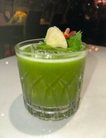 โปรโมชั่น For 2 cocktails 1 person ลด 91 บาท เมื่อสั่งเมนู จำนวน 1 ที่