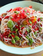 ตำขนมจีน