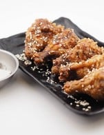 โปรโมชั่น มา 4 จ่าย 3 แถม ราคาบุฟเฟต์ / คน เมื่อสั่งเมนู  จำนวน 3 ที่