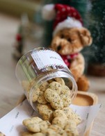โปรโมชั่น buy 1 get free 1 แถม Chocolate Chip Cookie 1 pcs., Valrhona Chocolate Cookie 1 pcs. เมื่อสั่งเมนู จำนวน 1 ที่