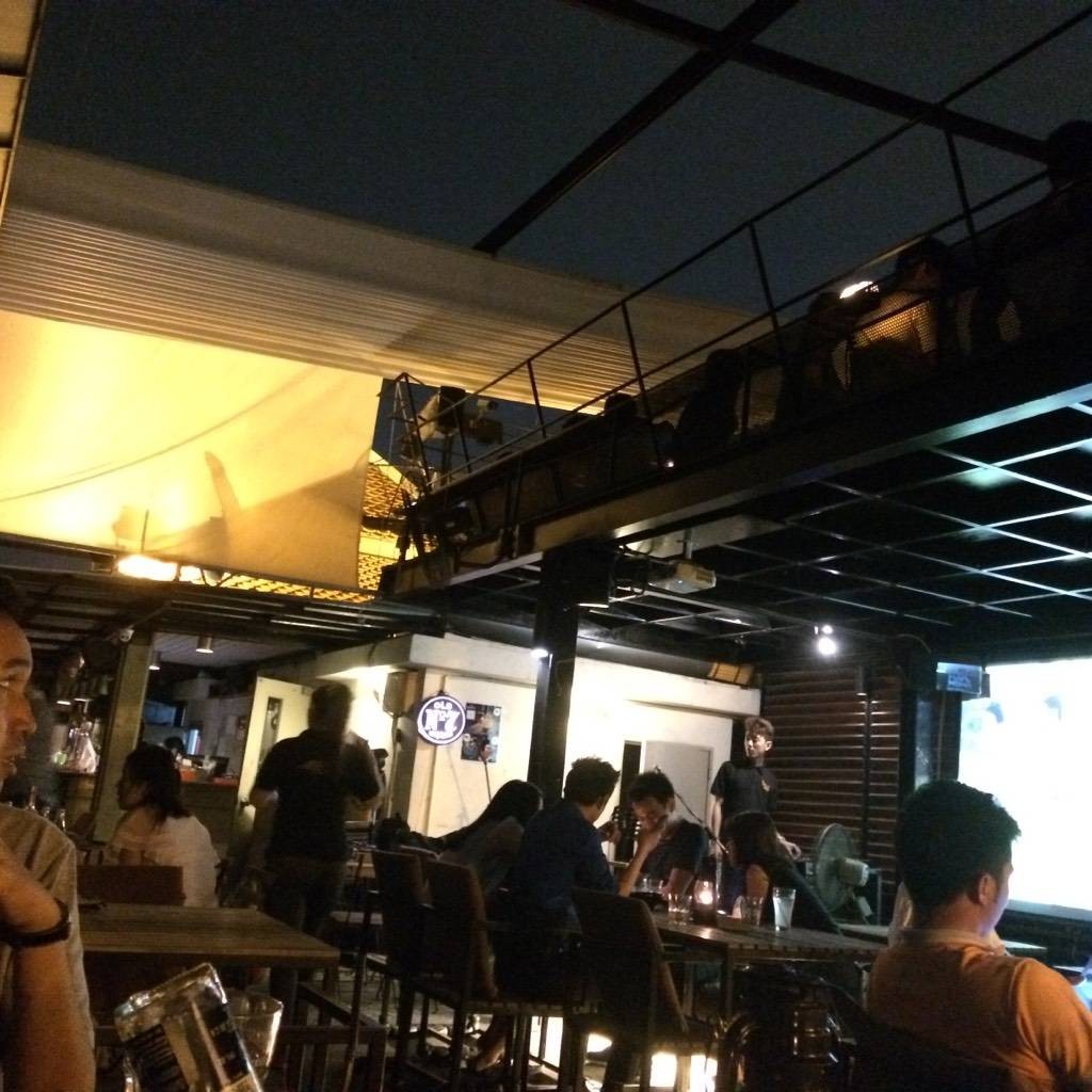 อัลบั้ม 95+ ภาพพื้นหลัง แจ่มจันทร์ บาร์ & บิสโทร รูปภาพ ความละเอียด 2k, 4k