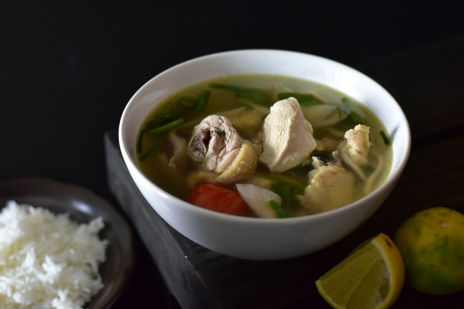 วิธีทำ “ต้มยำไก่บ้านน้ำใส” เมนูอาหารไทยครบรส แซ่บจี๊ดถึงใจ! - Wongnai