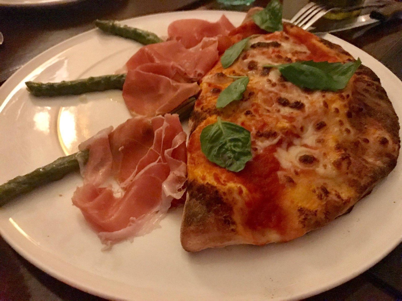 72 Hrs Artisan Folded Pizza Calzone Napoletano ร้าน Trattoria