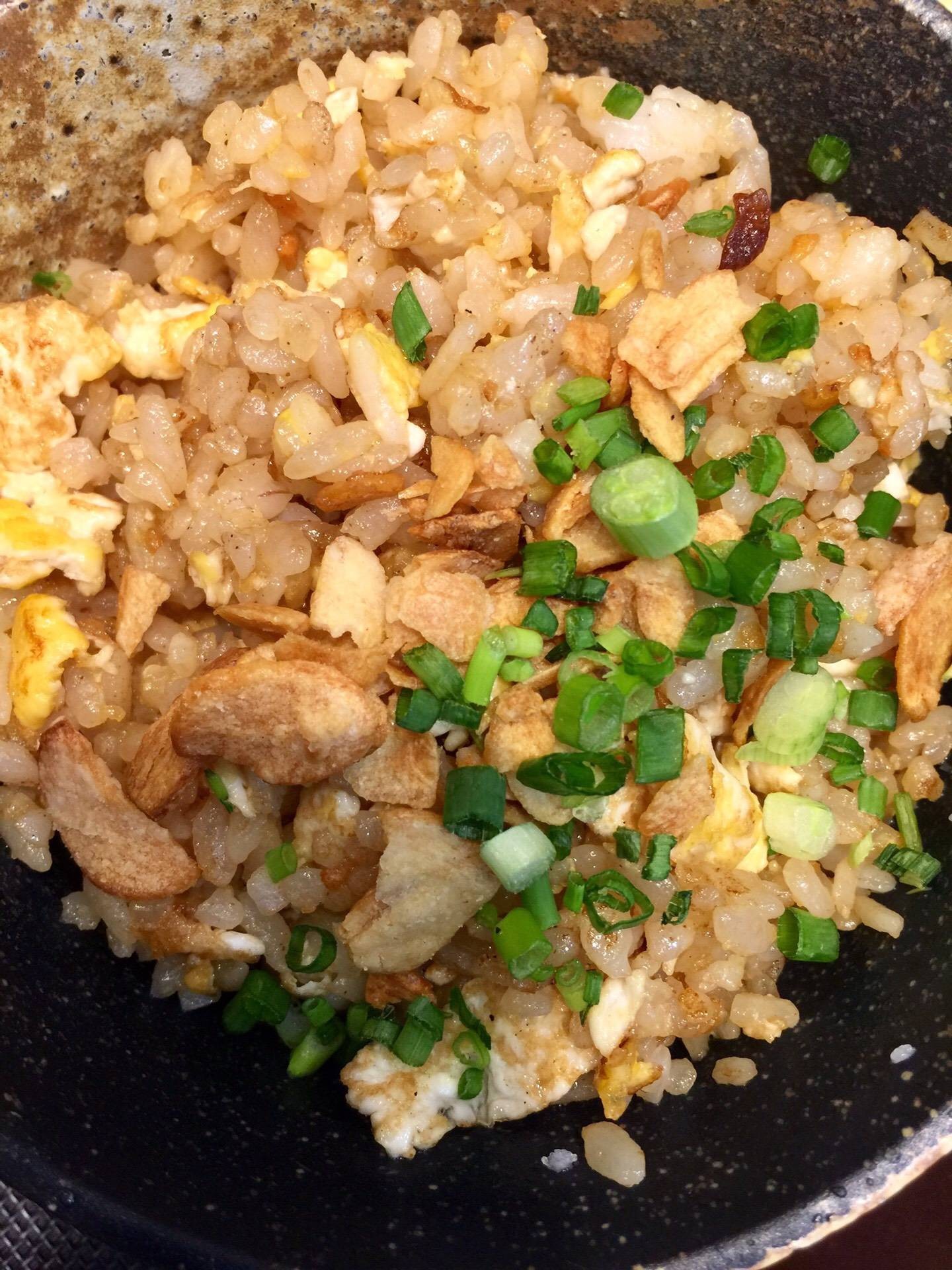 Garlic fried rice with egg. ร้าน Miyazaki Japanese Teppan Dining