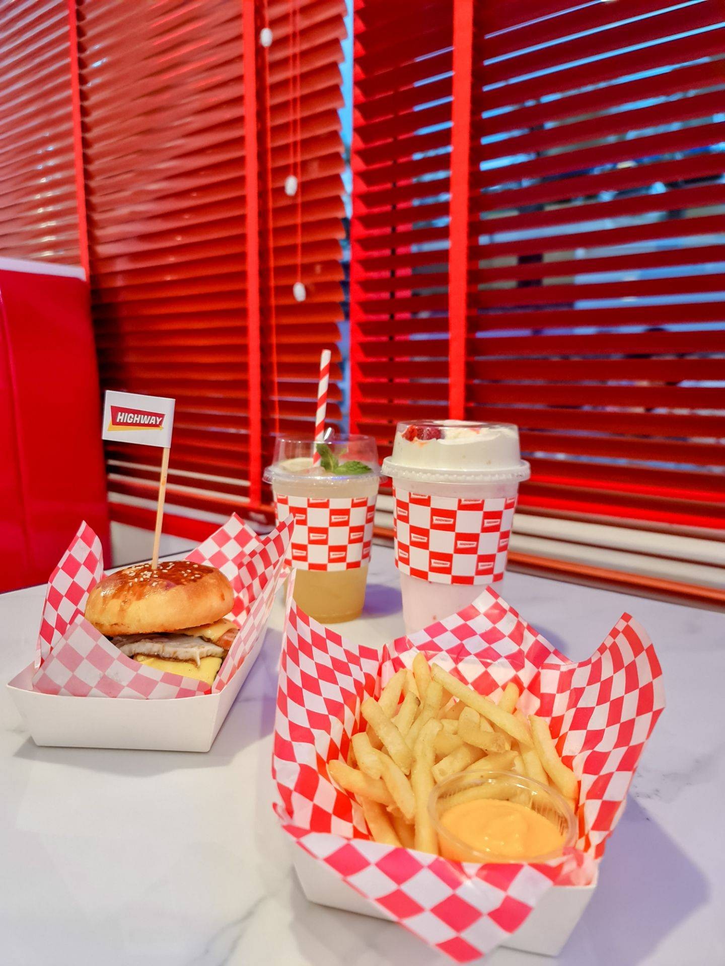 Highway Cafe Bangsaen highway-cafe-bangsaen