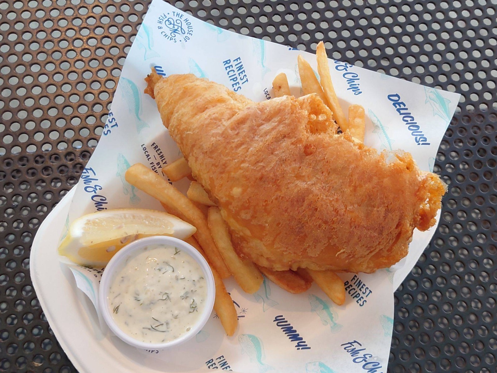 ฟิชแอนด์ชิปส์ ปลาสุ่ม Standard • เนื้อปลาเก๋าทอดชิ้นกำลังดี ร้าน