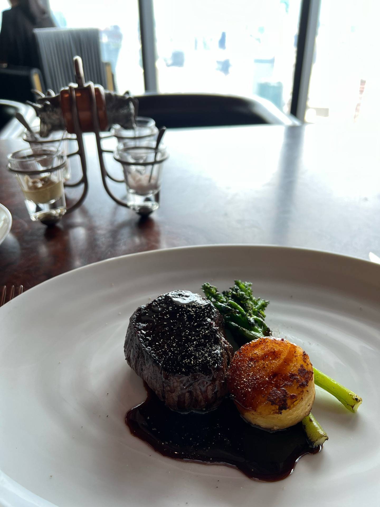 Tenderloin Steak ร้าน Bull & Bear Waldorf Astoria Bangkok