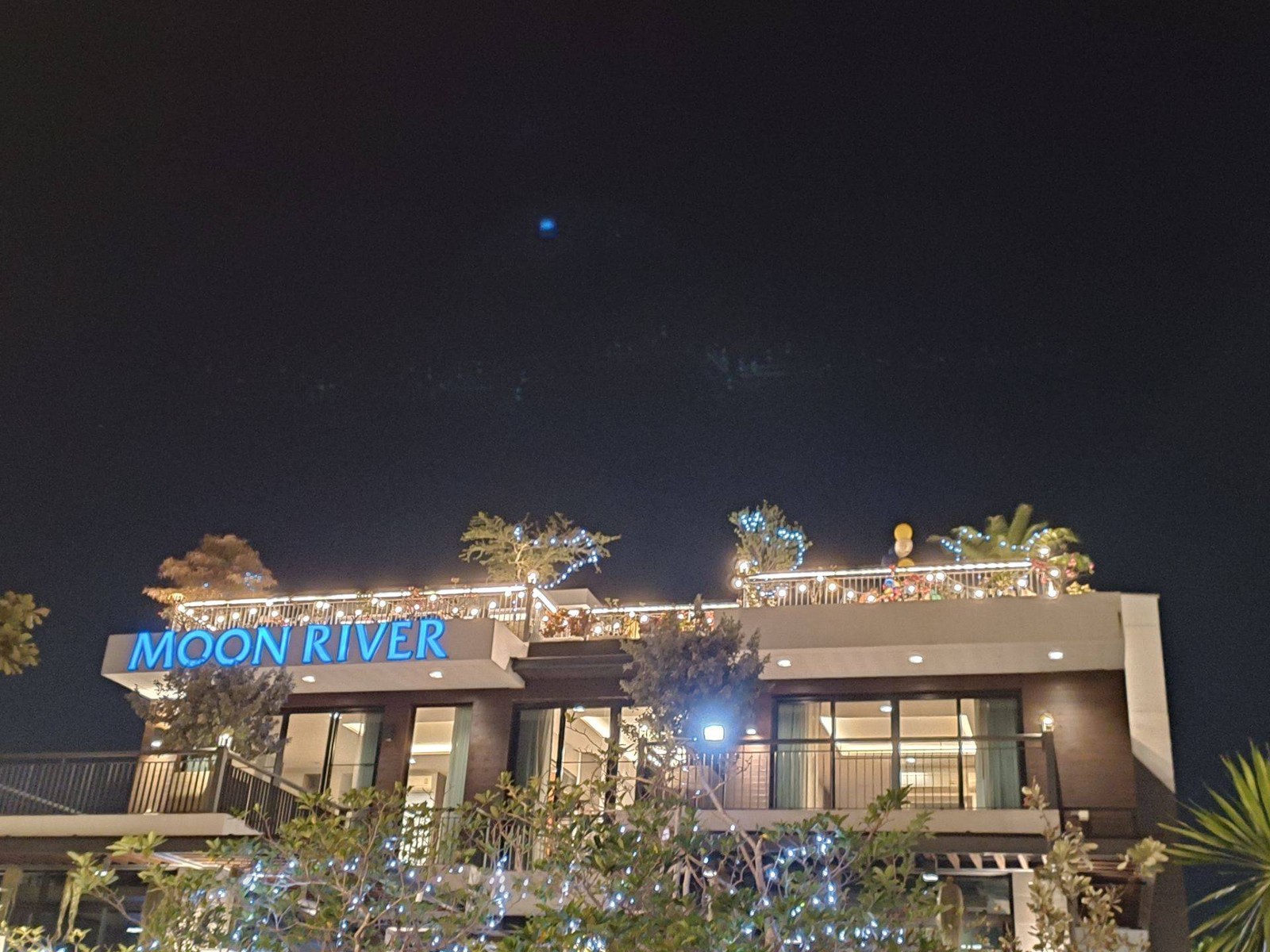 รูป มูน ริเวอร์ MOON RIVER Silk Dining Restaurant - Wongnai